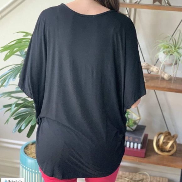 Women's Top BLACK RELAXED FIT FRONT TWIST - Picture 5 of 6